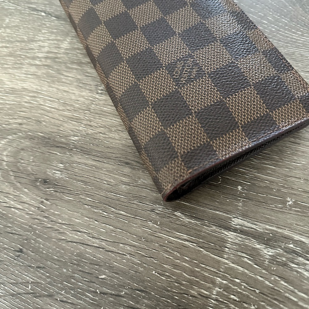 Louis Vuitton Brown Checkered Wallet - Picture 6 of 7